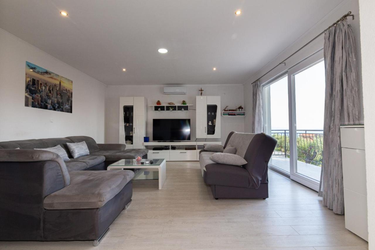 Navis Sea View Apartment With Pool マカルスカ エクステリア 写真