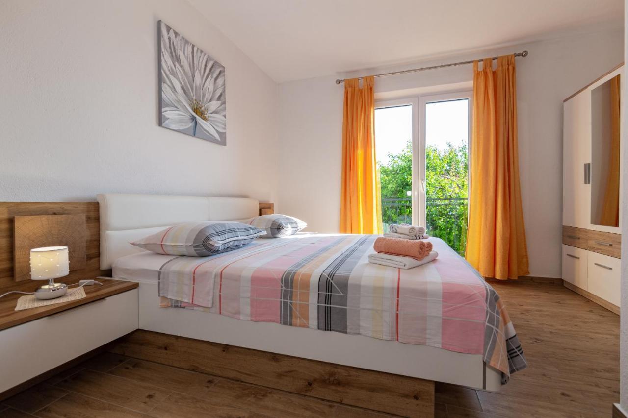 Navis Sea View Apartment With Pool マカルスカ エクステリア 写真